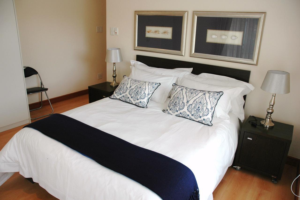 Edelweiss Bed & Breakfast Стеленбош Екстериор снимка