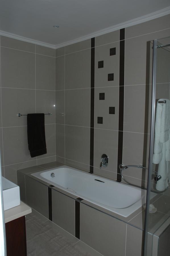 Edelweiss Bed & Breakfast Стеленбош Екстериор снимка