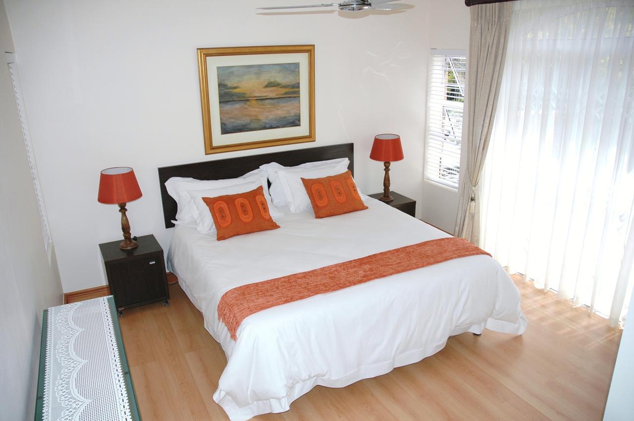 Edelweiss Bed & Breakfast Стеленбош Екстериор снимка